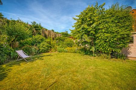 4 bedroom Detached house for sale in Pares Way, Ockbrook, Derby, DE72