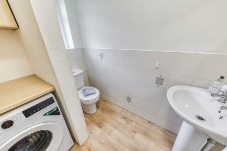 4 bedroom Detached house for sale in Pares Way, Ockbrook, Derby, DE72