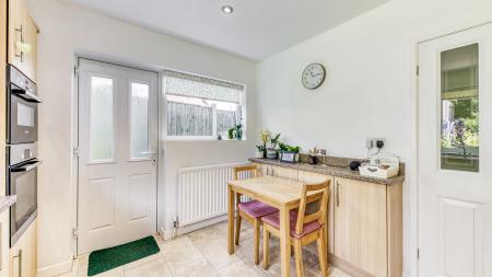 4 bedroom Detached house for sale in Pares Way, Ockbrook, Derby, DE72