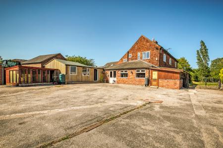 5 bedroom Farm House for sale in Buckford Lane, Stenson, DE73