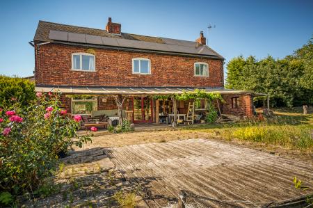 5 bedroom Farm House for sale in Buckford Lane, Stenson, DE73