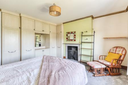 5 bedroom Farm House for sale in Buckford Lane, Stenson, DE73