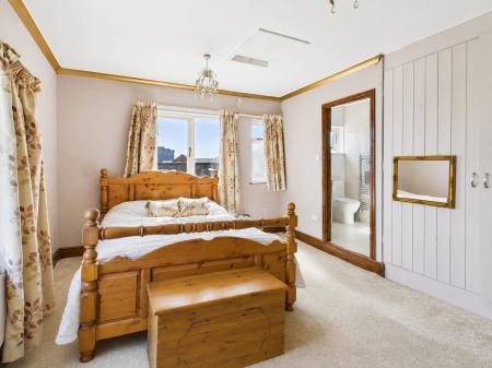 5 bedroom Farm House for sale in Buckford Lane, Stenson, DE73