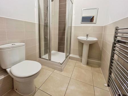 2 bedroom Apartment to let in College Green Walk, Mickleover, Derby, DE3