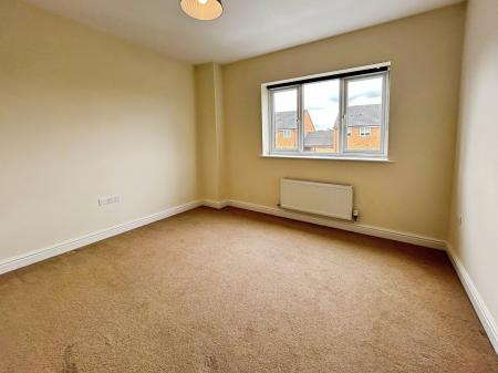 2 bedroom Apartment to let in College Green Walk, Mickleover, Derby, DE3