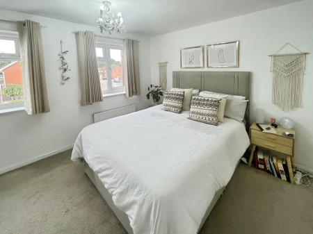 2 bedroom Terraced House to let in Taverners Crescent, Littleover, Derby, DE23