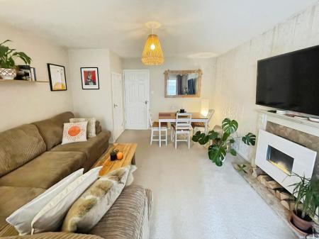 2 bedroom Terraced House to let in Taverners Crescent, Littleover, Derby, DE23
