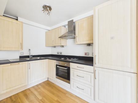 2 bedroom Apartment for sale in City Road, Chester Green, Derby, DE1