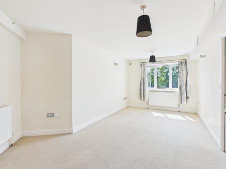 2 bedroom Apartment for sale in City Road, Chester Green, Derby, DE1