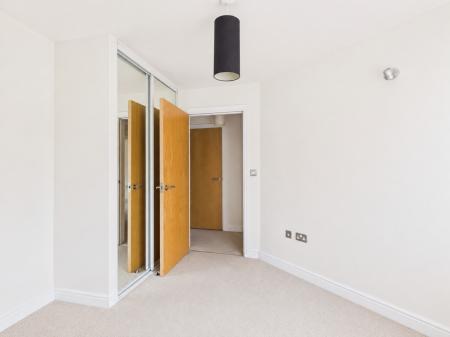 2 bedroom Apartment for sale in City Road, Chester Green, Derby, DE1