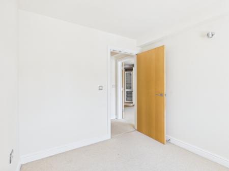 2 bedroom Apartment for sale in City Road, Chester Green, Derby, DE1