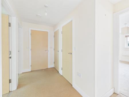2 bedroom Flat for sale in Badgerdale Way, Heatherton Village, Derby, DE23