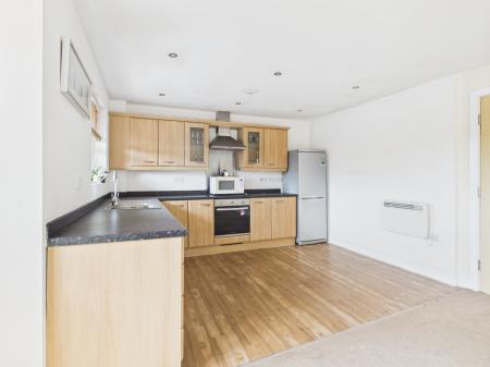 2 bedroom Flat for sale in Badgerdale Way, Heatherton Village, Derby, DE23
