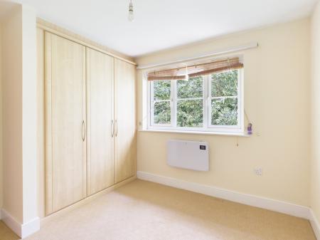 2 bedroom Flat for sale in Badgerdale Way, Heatherton Village, Derby, DE23