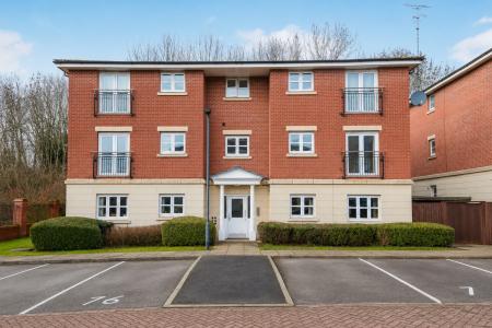 2 bedroom Flat for sale in Badgerdale Way, Heatherton Village, Derby, DE23
