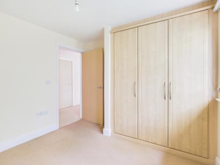 2 bedroom Flat for sale in Badgerdale Way, Heatherton Village, Derby, DE23
