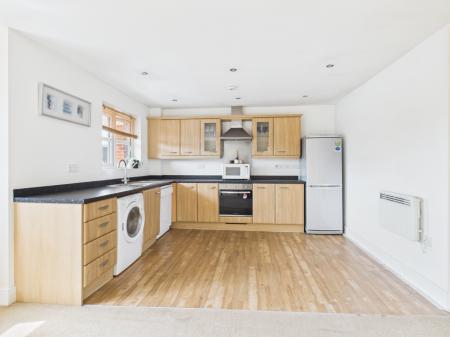 2 bedroom Flat for sale in Badgerdale Way, Heatherton Village, Derby, DE23