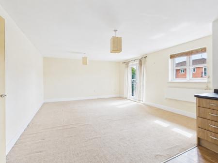 2 bedroom Flat for sale in Badgerdale Way, Heatherton Village, Derby, DE23