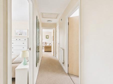 2 bedroom Flat for sale in Roman Road, Chester Green, Derby, DE1