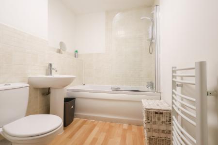 2 bedroom Flat for sale in Badgerdale Way, Heatherton Village, Derby, DE23
