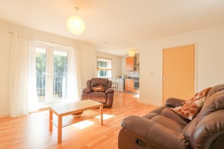 2 bedroom Flat for sale in Badgerdale Way, Heatherton Village, Derby, DE23