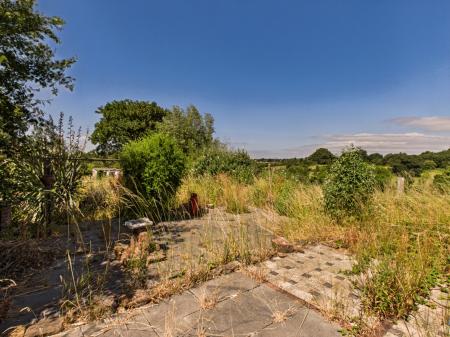 3 bedroom Detached bungalow for sale in Quarry Lane, Stonebroom, Alfreton, DE55