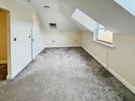 2 bedroom Apartment to let in Cole Lane, Borrowash, Derby, DE72
