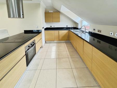 2 bedroom Apartment to let in Cole Lane, Borrowash, Derby, DE72