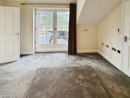 2 bedroom Apartment to let in Cole Lane, Borrowash, Derby, DE72