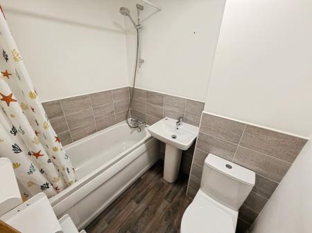 3 bedroom Semi-detached house to let in Stafford Drive, Littleover, Derby, DE23