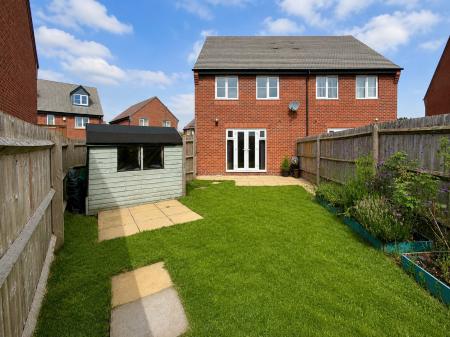 3 bedroom Semi-detached house to let in Stafford Drive, Littleover, Derby, DE23