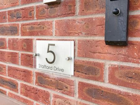 3 bedroom Semi-detached house to let in Stafford Drive, Littleover, Derby, DE23