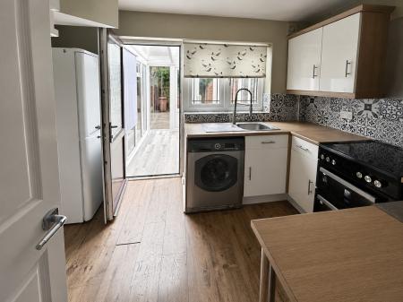1 bedroom Terraced House for sale in Seagrave Close, Oakwood, Derby, DE21