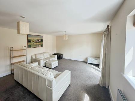 2 bedroom Flat to let in Badgerdale Way, Heatherton Village, Derby, DE23