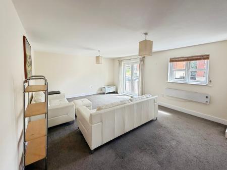 2 bedroom Flat to let in Badgerdale Way, Heatherton Village, Derby, DE23