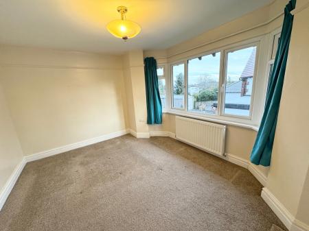 3 bedroom Detached house to let in Kings Drive, Littleover, Derby, DE23