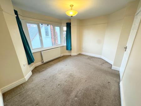 3 bedroom Detached house to let in Kings Drive, Littleover, Derby, DE23