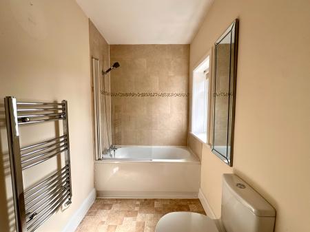 3 bedroom Detached house to let in Kings Drive, Littleover, Derby, DE23