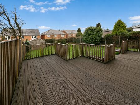 3 bedroom Detached house to let in Kings Drive, Littleover, Derby, DE23
