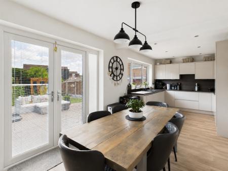 4 bedroom Detached house for sale in Top Manor Close, Ockbrook, DE72