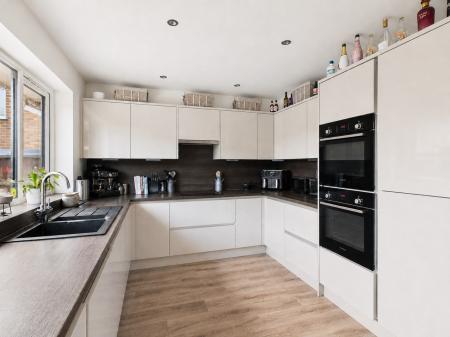 4 bedroom Detached house for sale in Top Manor Close, Ockbrook, DE72