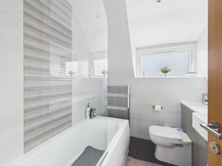 4 bedroom Detached house for sale in Top Manor Close, Ockbrook, DE72