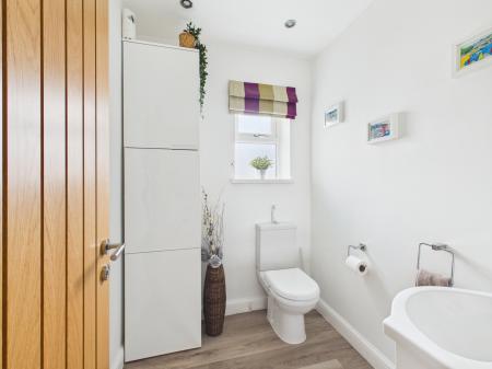 4 bedroom Detached house for sale in Top Manor Close, Ockbrook, DE72