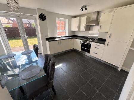3 bedroom Detached house to let in Chartley Road, Stenson Fields, Derby, DE24