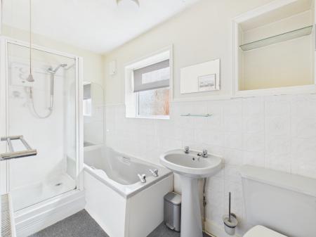 3 bedroom Detached house for sale in Humbleton Drive, Mackworth, DE22