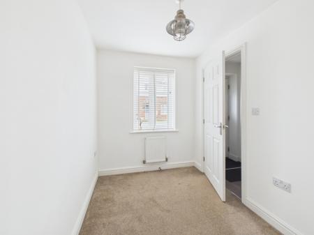 2 bedroom Apartment to let in Dove Place, Hatton, Derby, DE65