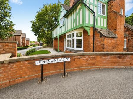 3 bedroom Detached house to let in Burton Road, Littleover, Derby, DE23
