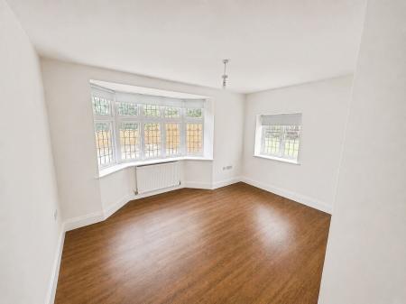 3 bedroom Detached house to let in Burton Road, Littleover, Derby, DE23