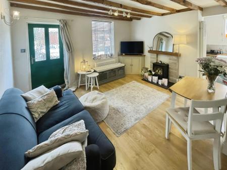 2 bedroom Terraced House to let in Darley Street, Darley Abbey, Derby, DE22