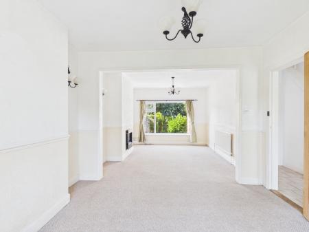3 bedroom Semi-detached house for sale in Nottingham Road, Chaddesden, Derby, DE21